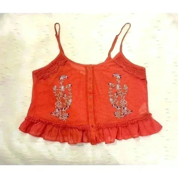 Forever21 Floral Embroidered Cami - Picture 5 of 5